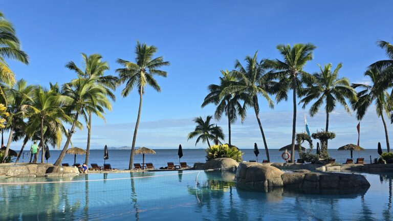 Fiji Travel Guide
